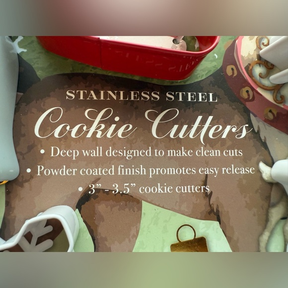 6 Piece Christmas Cookie Cutters - Picture 2 of 5